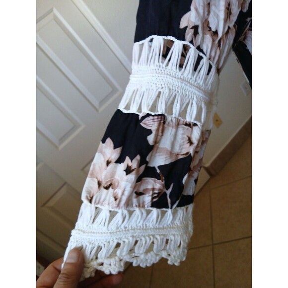 Crochet Fringe V Neck M short Sleeve Peasant Top Floral Tassels Lace Bohemian - Picture 5 of 14